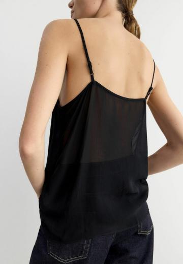 Топ на бретельках