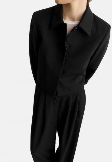 Короткая куртка