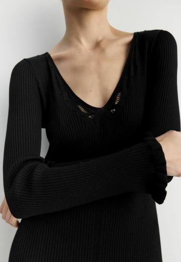 Платье футляр