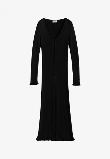 Платье футляр