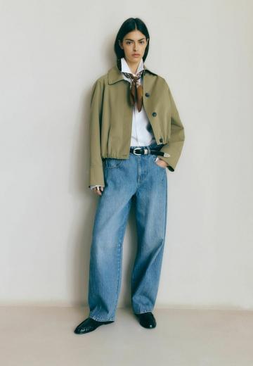 Блейзер с накладными карманами