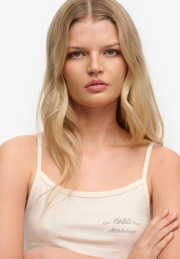 Топ на бретельках