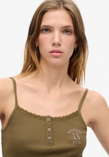 Топ на бретельках