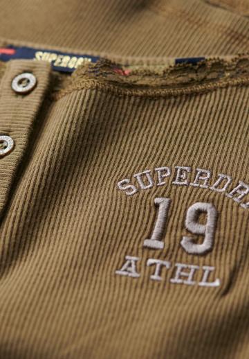 Топ на бретельках