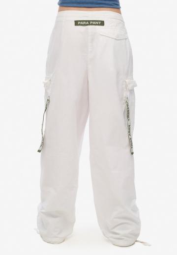 Брюки с накладными карманами