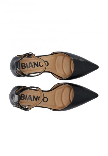 Туфли с ремешком