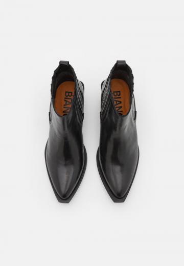 Ботинки челси