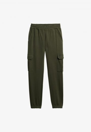 Брюки с накладными карманами