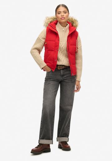 Пуховой жилет