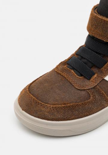 Высокие кеды