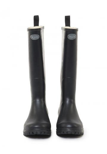 Резиновые сапоги