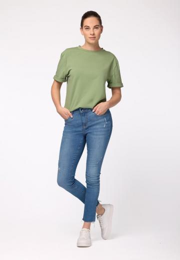 Короткие джинсы