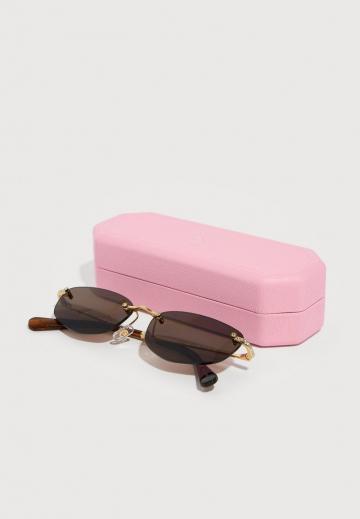 Солнечные очки