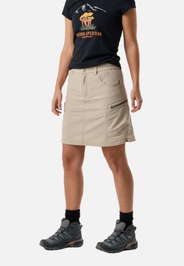 Юбка с накладными карманами