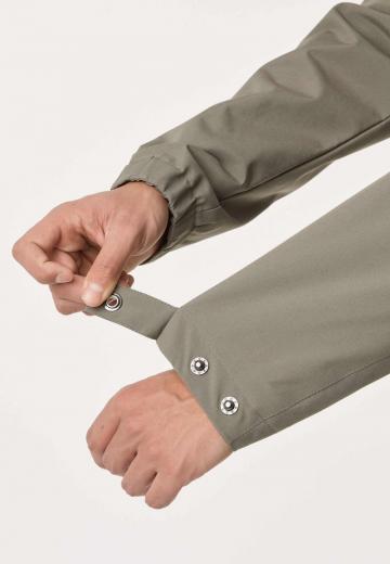 Куртка-дождевик