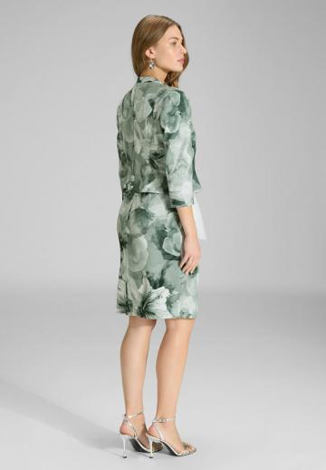 Короткий блейзер