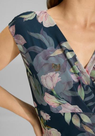 Платье футляр