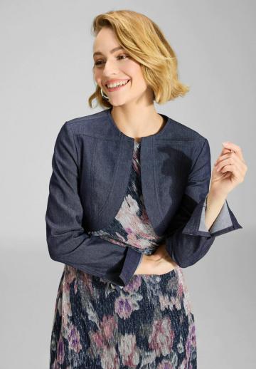 Короткая куртка