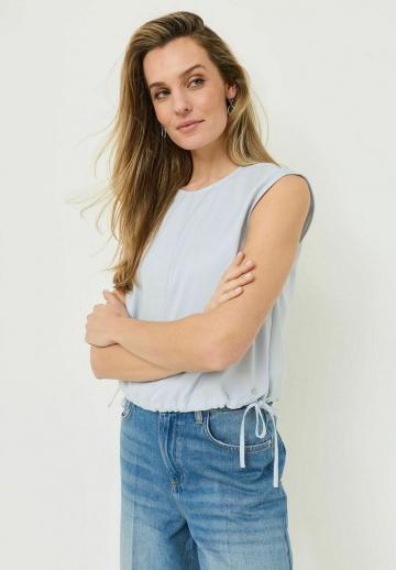 Блузка без рукавов