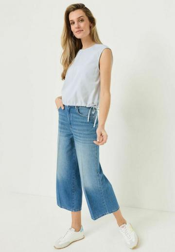 Блузка без рукавов