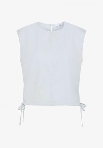 Блузка без рукавов