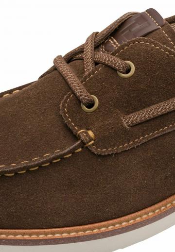 Ботинки на шнуровке