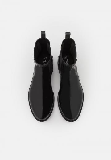 Резиновые сапоги