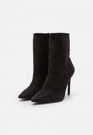 Широкие сапоги