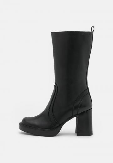 Сапоги на платформе