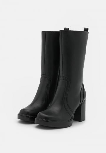 Сапоги на платформе