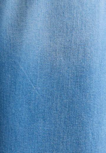 Клешеные джинсы