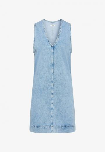 Джинсовый комбинезон