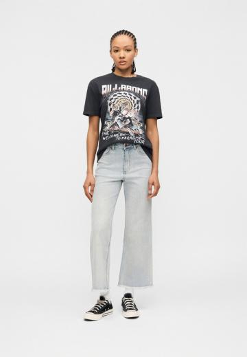 Короткие джинсы