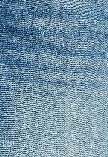 Короткие джинсы