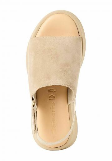 Босоножки на танкетке