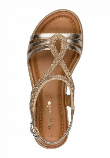 Босоножки на танкетке