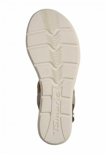 Босоножки на танкетке