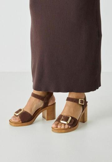 Босоножки на платформе