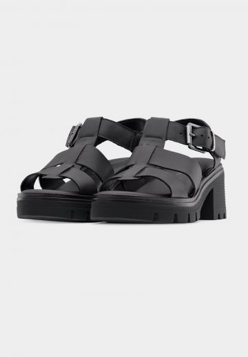 Босоножки на платформе