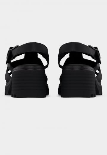 Босоножки на платформе