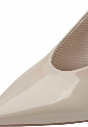 Туфли на высоком каблуке