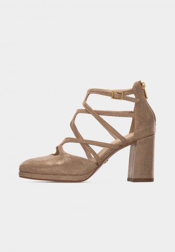 Туфли с ремешком