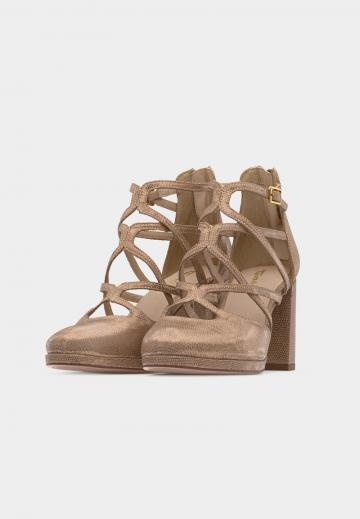 Туфли с ремешком