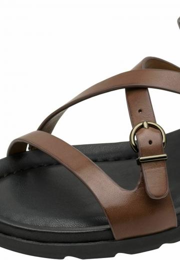 Босоножки на танкетке