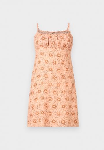 Спортивное платье