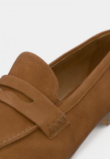 Полуботинки