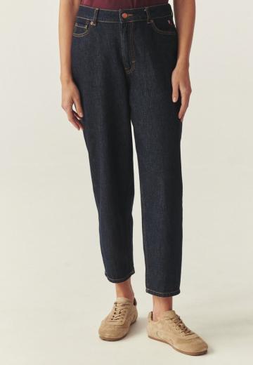 Короткие джинсы