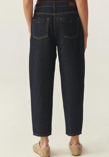 Короткие джинсы