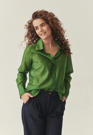Атласная блузка