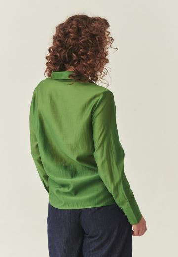 Атласная блузка
